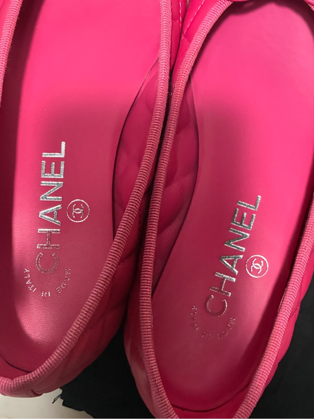 CHANEL Hot Pink Quilted Leather Ballerina Flats with CC Bow - Picture 8 of 11